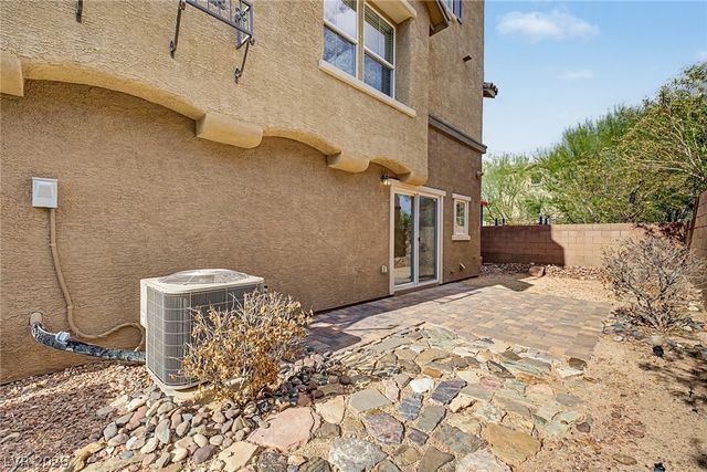 10446 Wildflower Gully Street, Las Vegas, NV 89178
