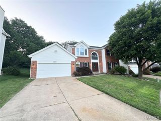 11993 Moorland Manor Court, St Louis, MO 63146