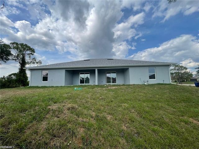 399 Carrillon AVE S, Lehigh Acres, FL 33974
