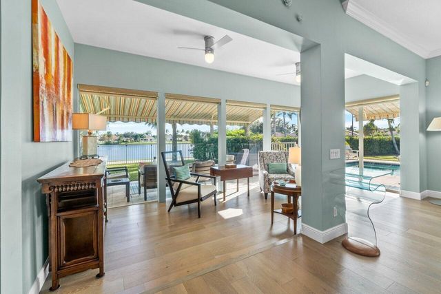 8222 Dominica Place, Wellington, FL 33414