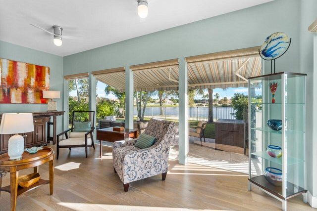 8222 Dominica Place, Wellington, FL 33414