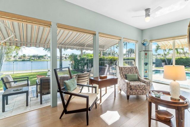 8222 Dominica Place, Wellington, FL 33414