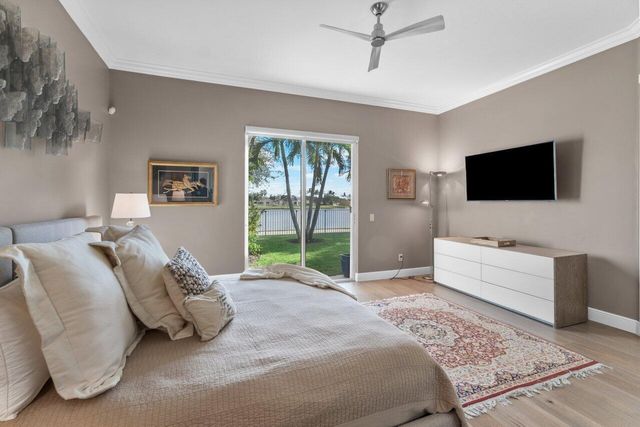 8222 Dominica Place, Wellington, FL 33414