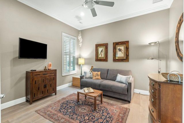 8222 Dominica Place, Wellington, FL 33414