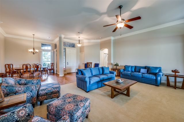 11913 Shalimar Way, Denton, TX 76207