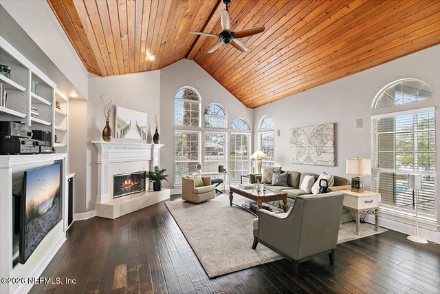 109 SEA ISLAND LAKE Court, Ponte Vedra Beach, FL 32082