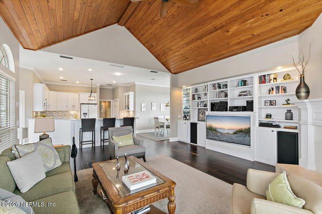 109 SEA ISLAND LAKE Court, Ponte Vedra Beach, FL 32082