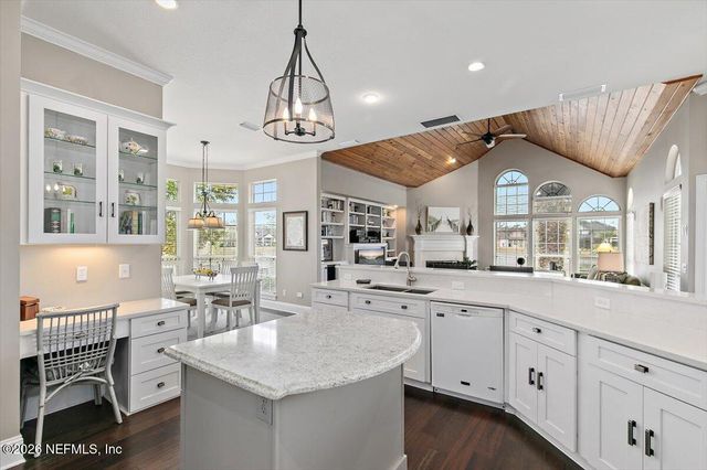 109 SEA ISLAND LAKE Court, Ponte Vedra Beach, FL 32082