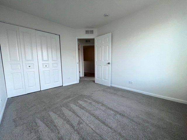 1716 Windward Drive 1716, Pingree Grove, IL 60140