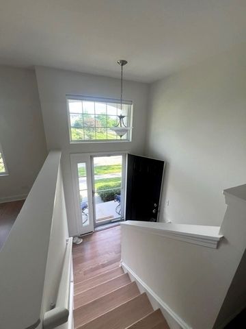 1716 Windward Drive 1716, Pingree Grove, IL 60140