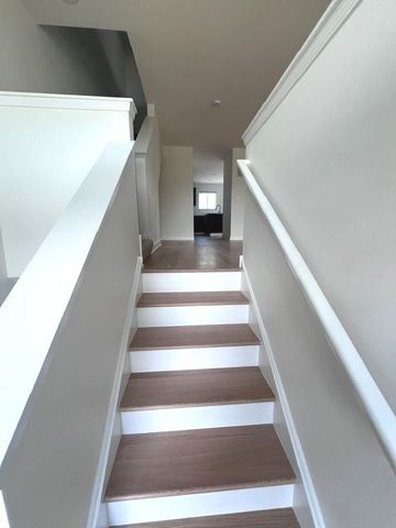 1716 Windward Drive 1716, Pingree Grove, IL 60140