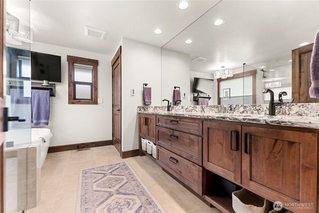 14 Maverick Lane, Carlton, WA 98814