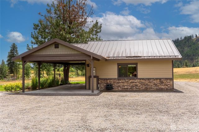 14 Maverick Lane, Carlton, WA 98814