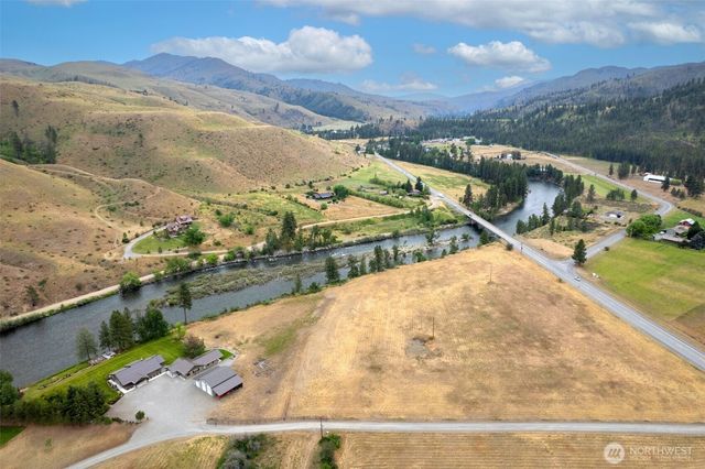 14 Maverick Lane, Carlton, WA 98814