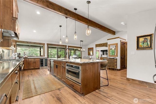 14 Maverick Lane, Carlton, WA 98814