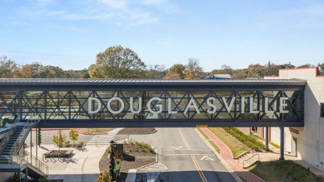 2008 Roseleigh Drive, Douglasville, GA 30134