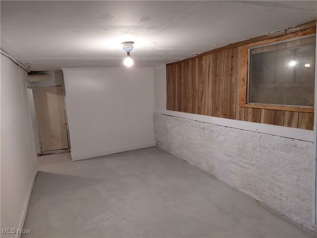 519 E 103rd Street, Cleveland, OH 44108