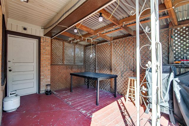 4112 Ridgecrest Circle, Lake Worth, TX 76135