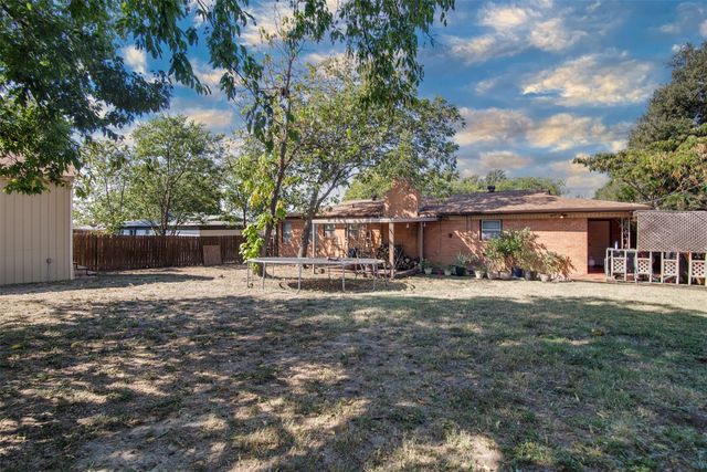 4112 Ridgecrest Circle, Lake Worth, TX 76135
