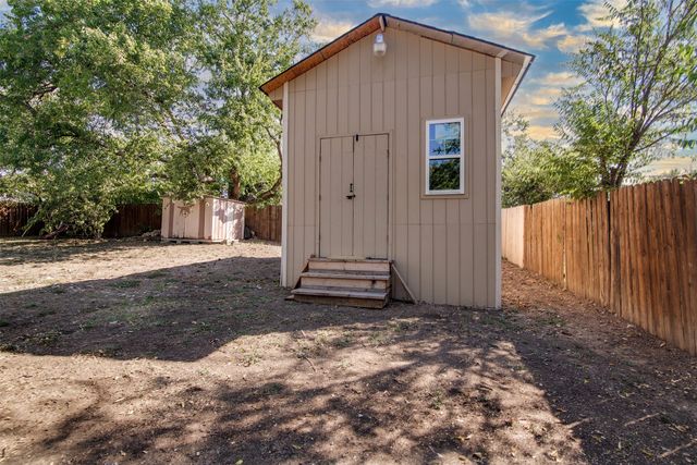4112 Ridgecrest Circle, Lake Worth, TX 76135