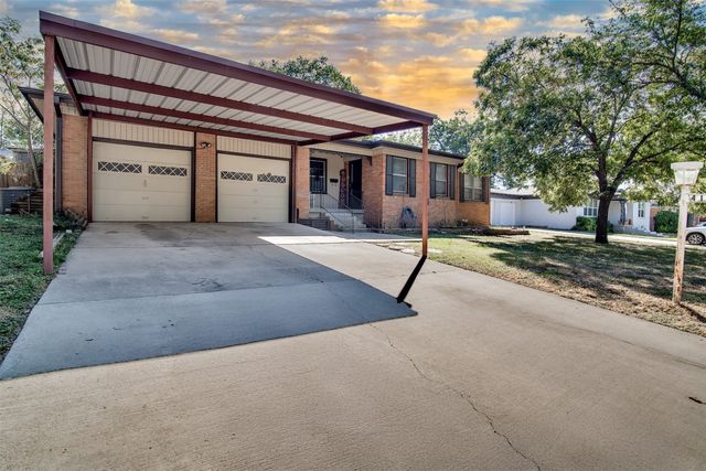 4112 Ridgecrest Circle, Lake Worth, TX 76135