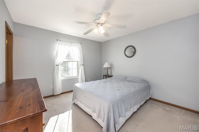 2018 Woodstream Drive, O'fallon, IL 62269
