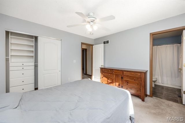 2018 Woodstream Drive, O'fallon, IL 62269