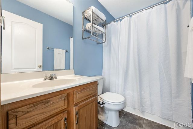 2018 Woodstream Drive, O'fallon, IL 62269