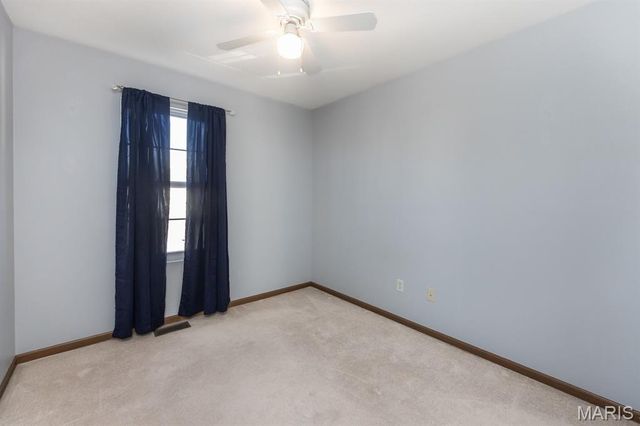 2018 Woodstream Drive, O'fallon, IL 62269