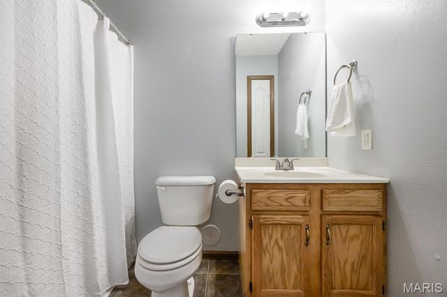 2018 Woodstream Drive, O'fallon, IL 62269