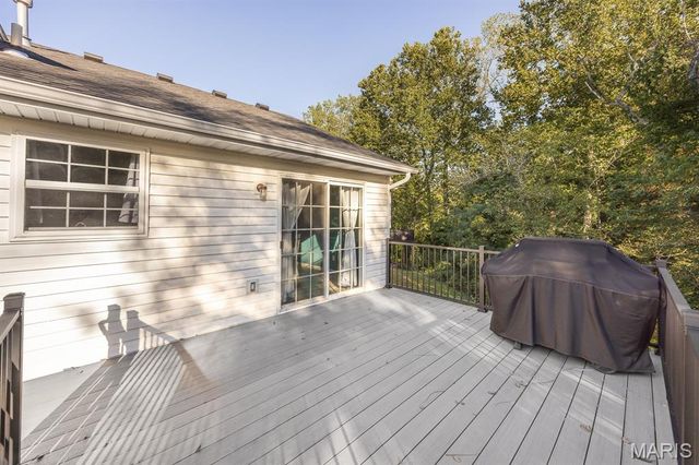 2018 Woodstream Drive, O'fallon, IL 62269