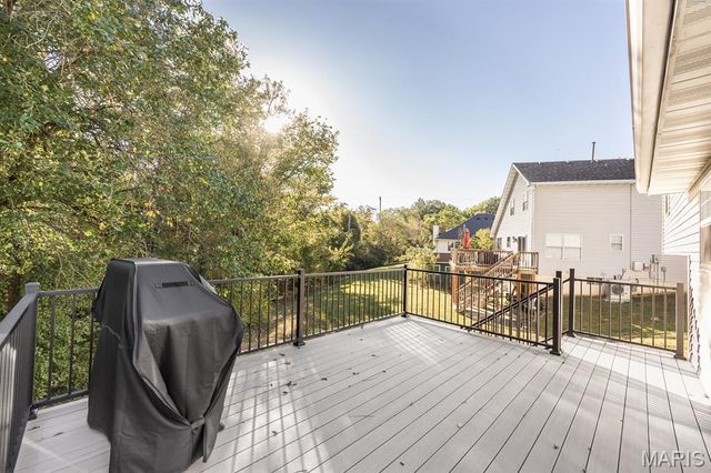2018 Woodstream Drive, O'fallon, IL 62269
