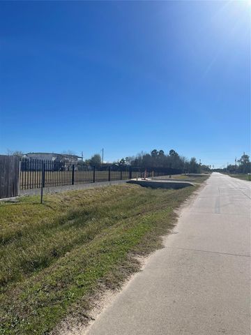 109 County Road 3580, Cleveland, TX 77327
