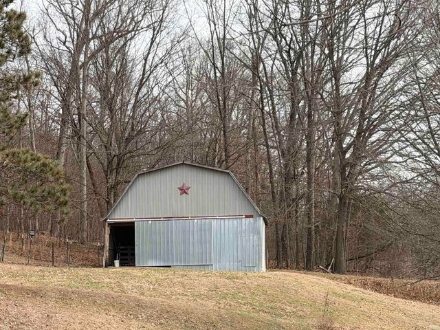 4197 E State Road 58, Bloomfield, IN 47424