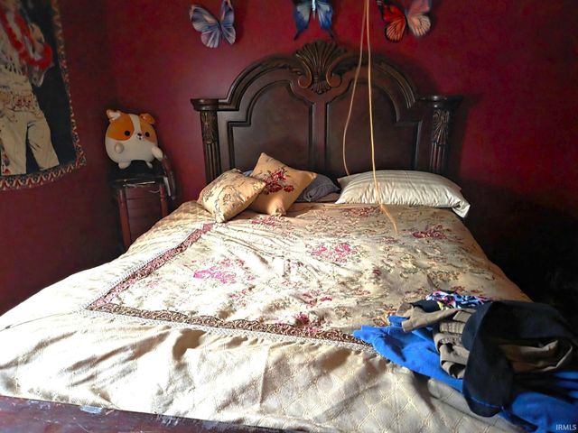 4197 E State Road 58, Bloomfield, IN 47424