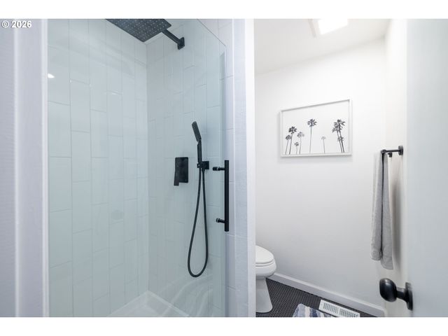 1880 Sw HEINEY Rd, Gresham, OR 97080