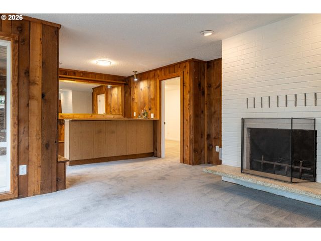 1880 Sw HEINEY Rd, Gresham, OR 97080