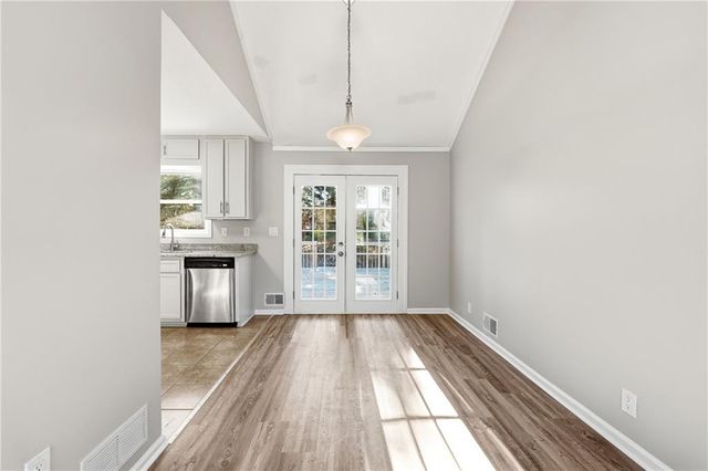 241 Summer Pond Trail, Lawrenceville, GA 30046