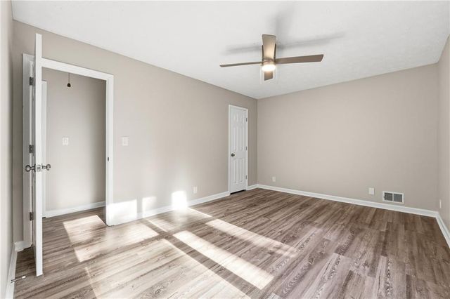 241 Summer Pond Trail, Lawrenceville, GA 30046