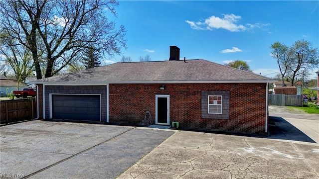 1307-1309 Main Avenue W, Massillon, OH 44647