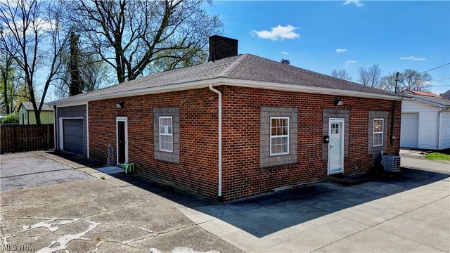 1307-1309 Main Avenue W, Massillon, OH 44647