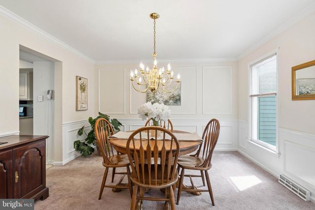 51 SNAPDRAGON DR, Newtown, PA 18940