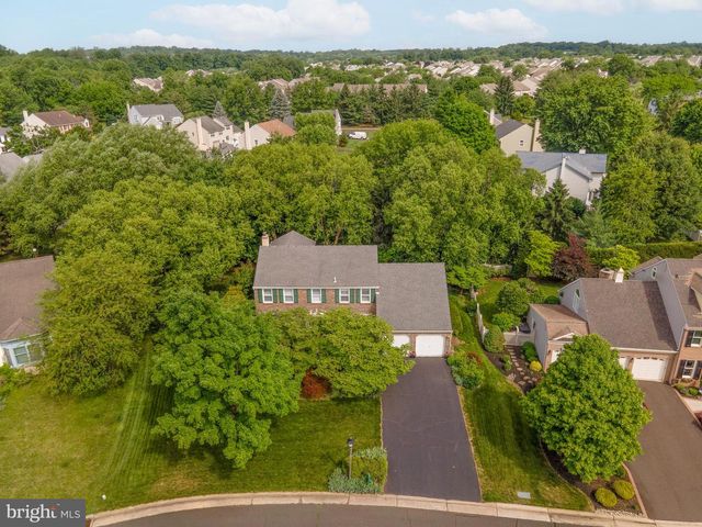 51 SNAPDRAGON DR, Newtown, PA 18940