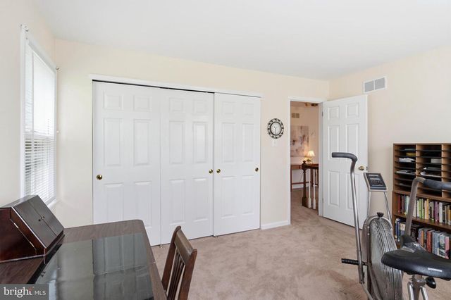 51 SNAPDRAGON DR, Newtown, PA 18940