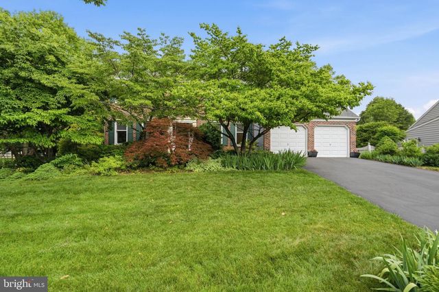 51 SNAPDRAGON DR, Newtown, PA 18940