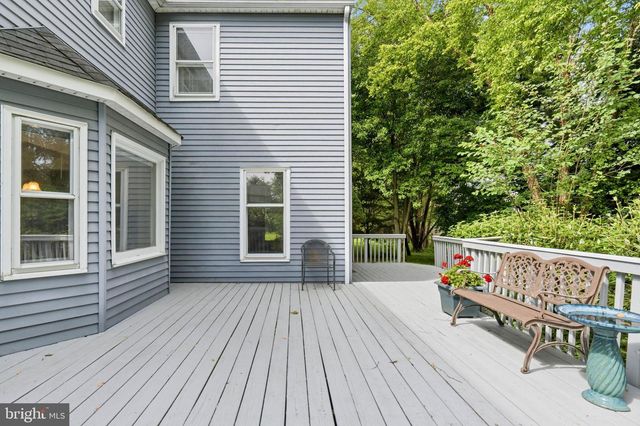 51 SNAPDRAGON DR, Newtown, PA 18940