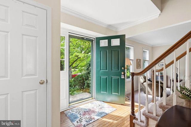 51 SNAPDRAGON DR, Newtown, PA 18940