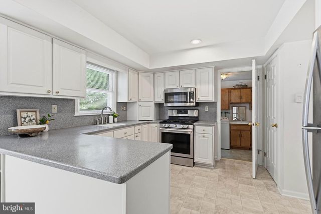 51 SNAPDRAGON DR, Newtown, PA 18940