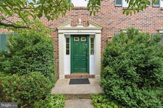 51 SNAPDRAGON DR, Newtown, PA 18940