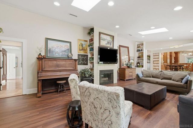 13327 Calle Colina, Poway, CA 92064